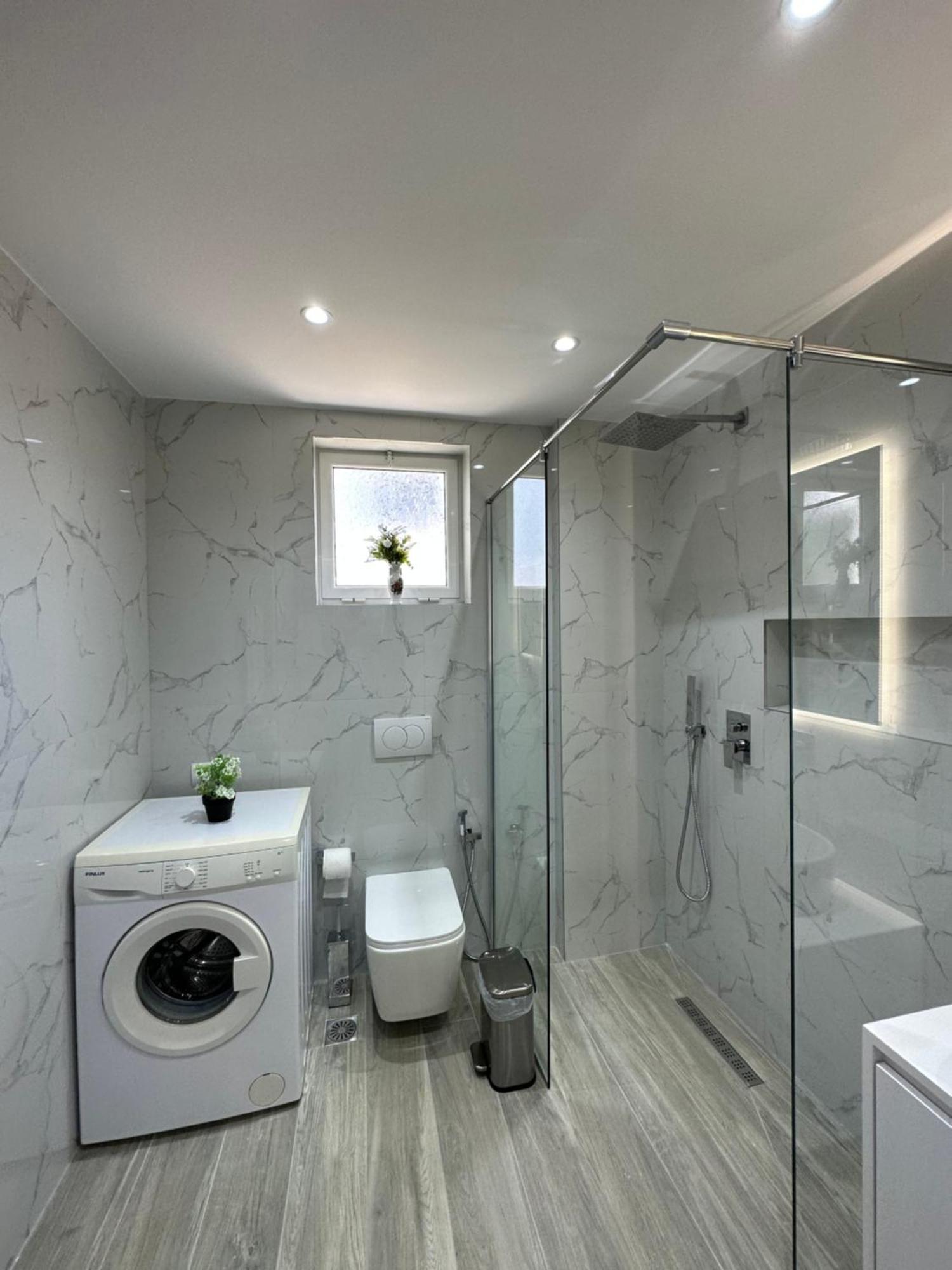 Guesthouse Xhuliano Ksamil Ngoại thất bức ảnh