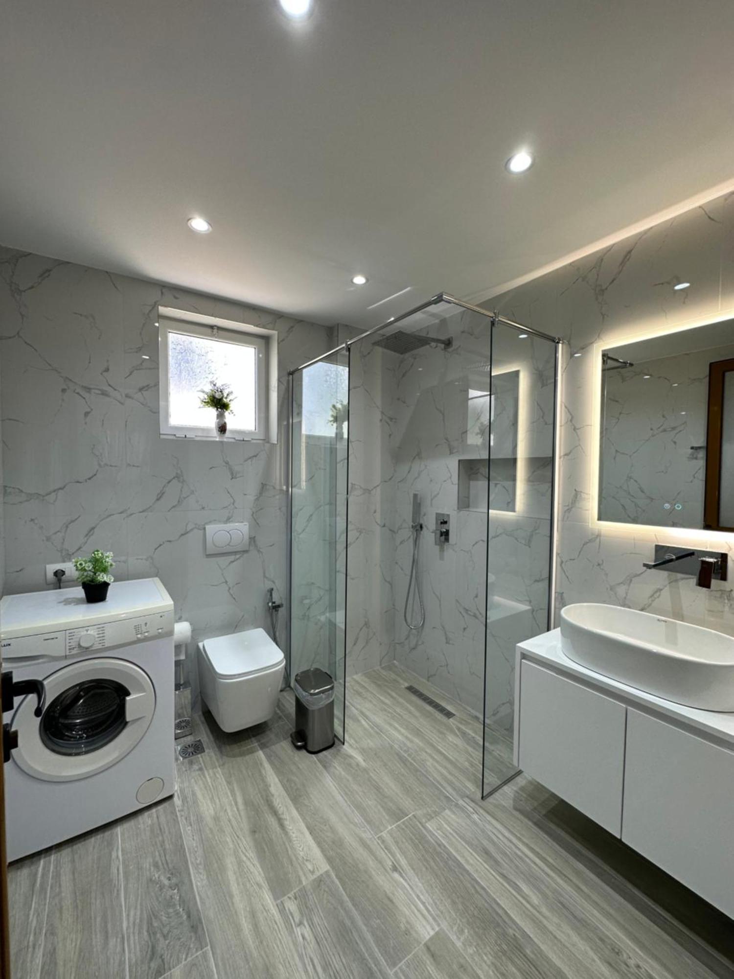 Guesthouse Xhuliano Ksamil Ngoại thất bức ảnh