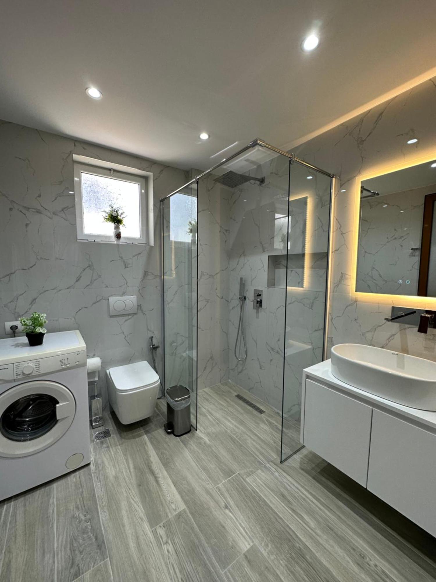 Guesthouse Xhuliano Ksamil Ngoại thất bức ảnh